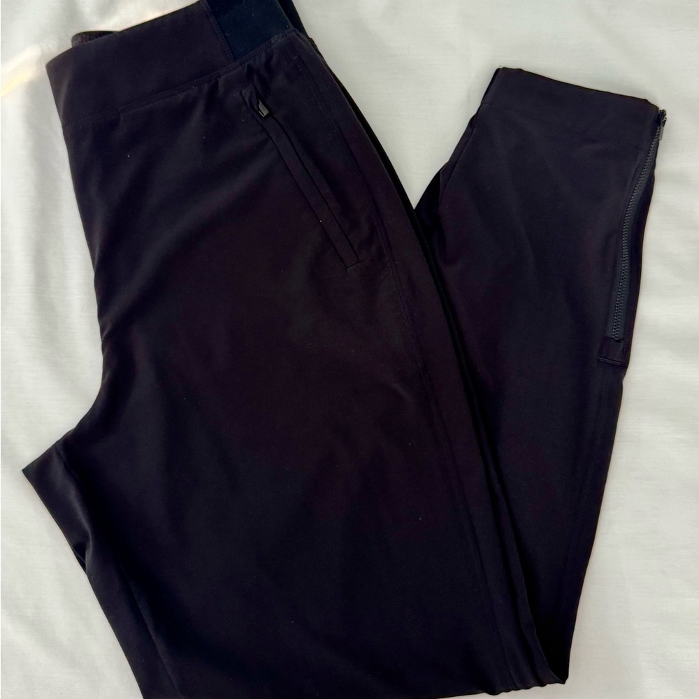 Athleta Women's Black Joggers‎ Sz 4